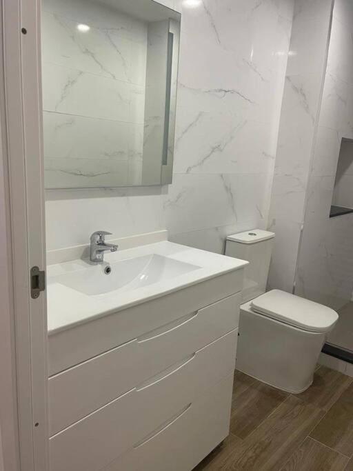 Moderno Apartamento En إلتشه المظهر الخارجي الصورة